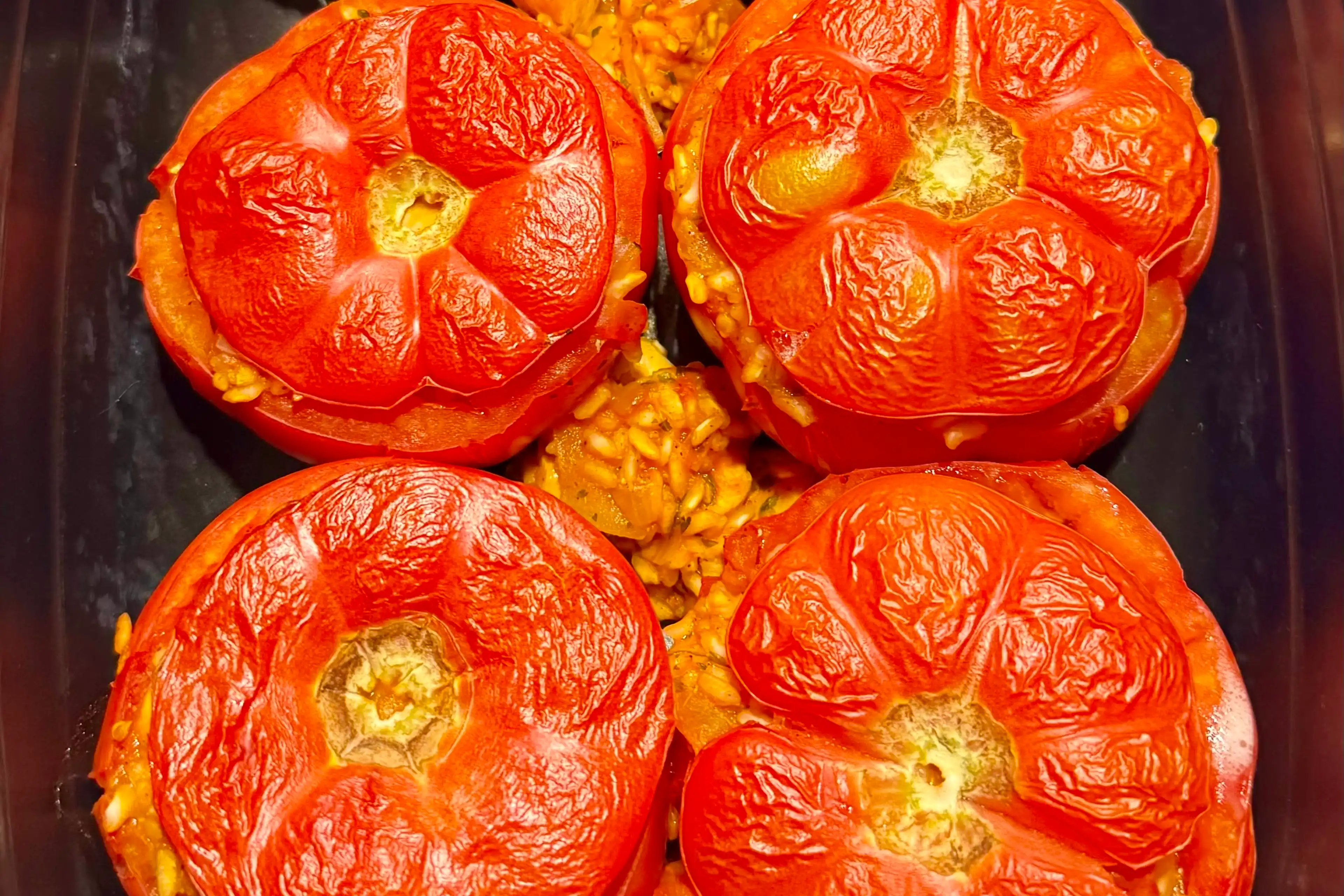 Stuffed Tomatoes with Chicken